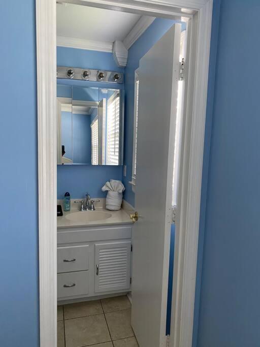 Beach Breeze 3, Pet Friendly, Walking Distance To Atlantic Ocean Free Parking Myrtle Beach Buitenkant foto